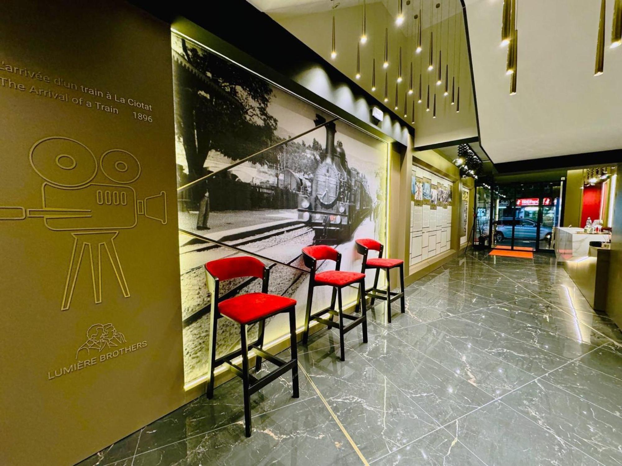 Lumiere Hotel Belgrade Exterior photo